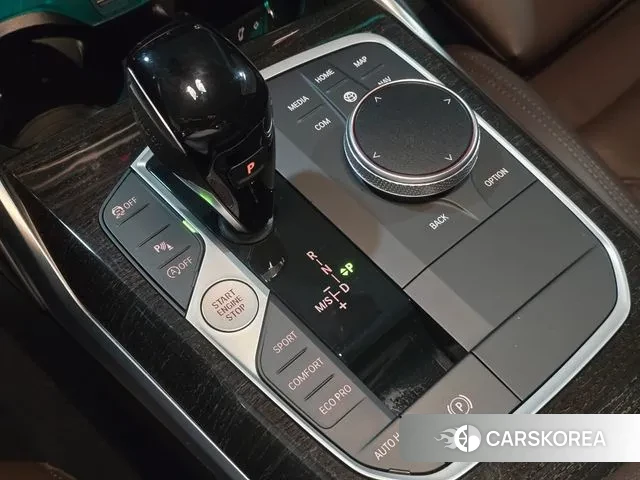 BMW 3 Series (G20) 2022 Белый из Кореи, фото 5