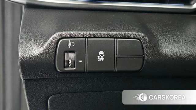 Hyundai The New Avante (CN7) 2024 Белый из Кореи, фото 5