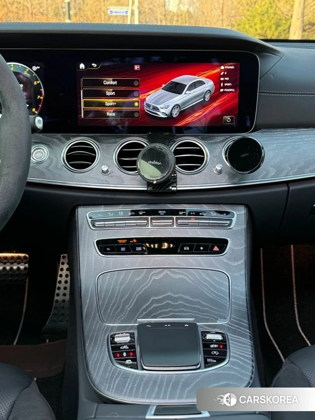 Mercedes-Benz E-Class W213 2023 Черный из Кореи, фото 5