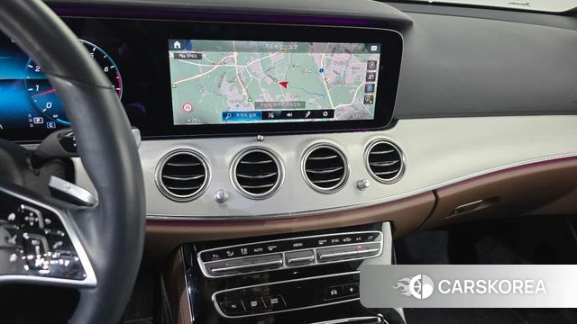 Mercedes-Benz E-Class W213 2020 Белый из Кореи, фото 5