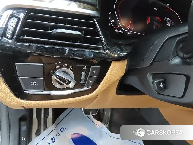 BMW 5 Series (G30) 2022 Черный из Кореи, фото 5