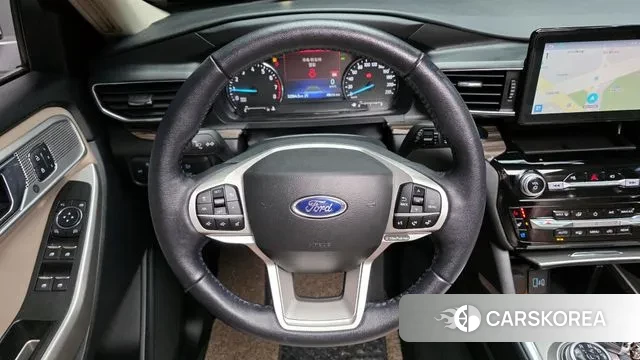 Ford Explorer 6th Generation 2022 Белый из Кореи, фото 5