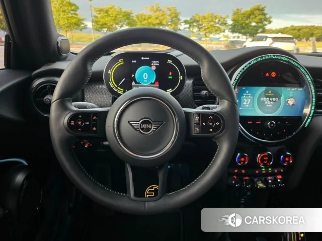Mini Cooper Electric id 4629224 из Кореи 5