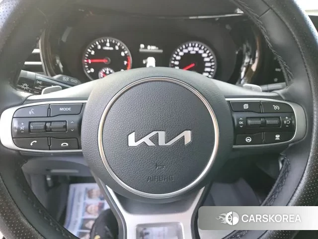 Kia K5 3rd generation 2023 Черный из Кореи, фото 5