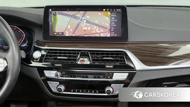 BMW 5 Series (G30) 2021 Серый из Кореи, фото 5