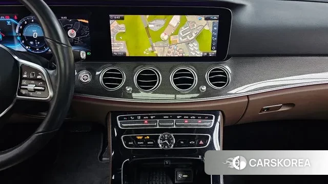 Mercedes-Benz E-Class W213 2020 Белый из Кореи, фото 5