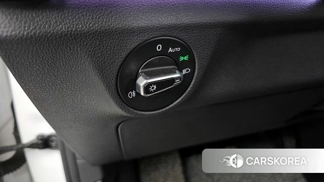 Volkswagen 7th Generation of Jetta 2022 Белый из Кореи, фото 5