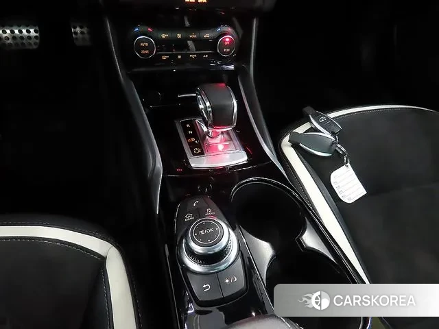 Infiniti Q30 2018 Жемчужный цвет из Кореи, фото 5