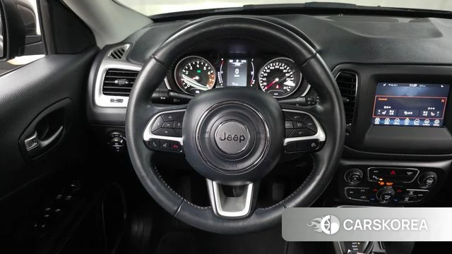 Jeep Compass 2nd Generation 2018 Серый из Кореи, фото 5