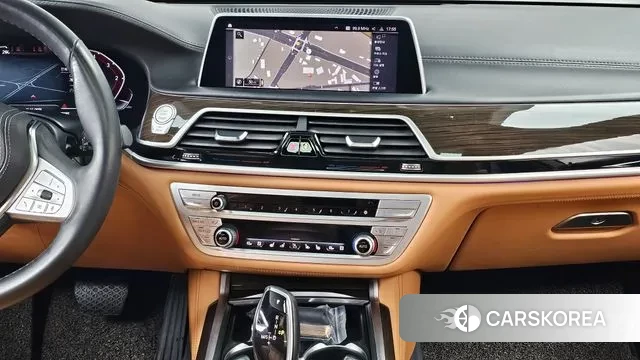 BMW 7 Series (G11) 2020 Черный из Кореи, фото 5