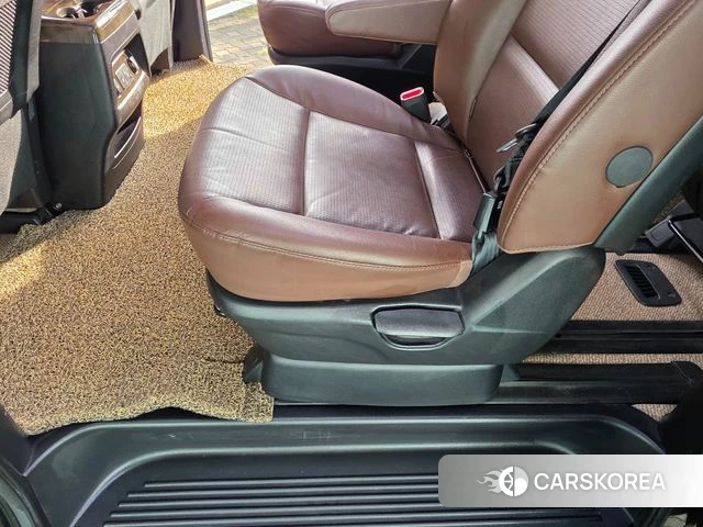 Hyundai The New Grand Starex 2019 Черный из Кореи, фото 5