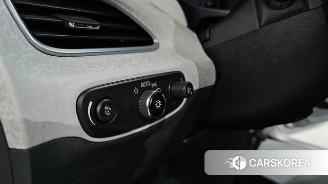 Chevrolet (GM Daewoo) Bolt EV 2021 Белый из Кореи, фото 5