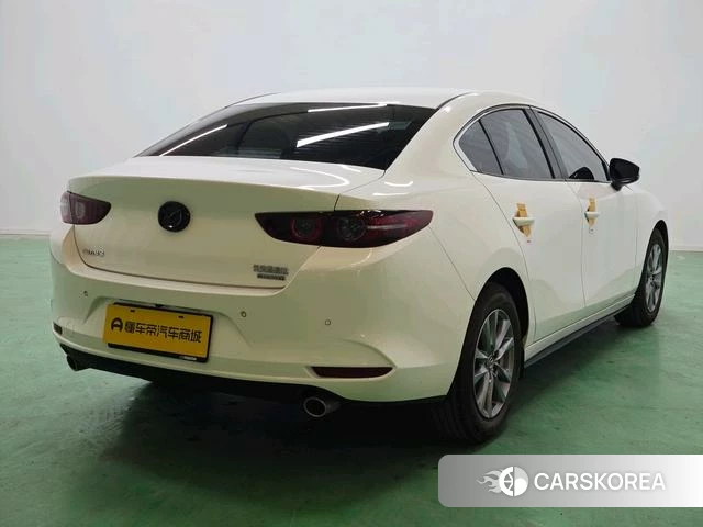 Mazda 3 Angkesaila 2023 Белый из Китая, фото 5