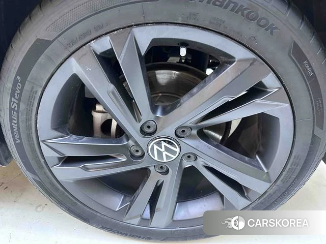 Volkswagen Golf 2022 Темно-серый из Китая, фото 5