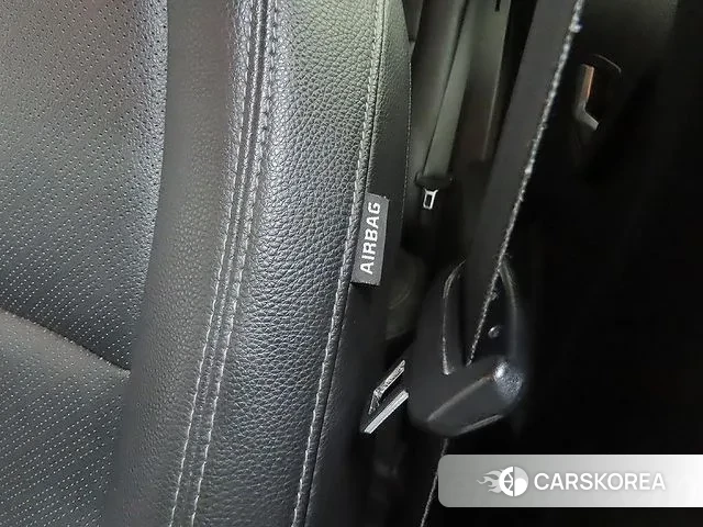 Kia Stonic 2018 Синий из Кореи, фото 5