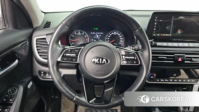 Kia Seltos 2021 Белый из Кореи, фото 5