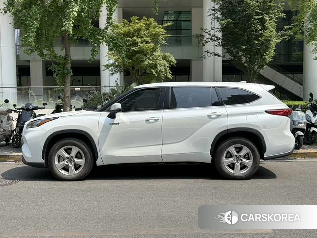 Toyota Highlander 2022 Белый из Китая, фото 5