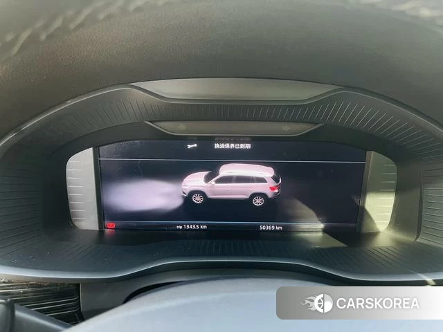 Skoda Kodiak 2022 Белый из Китая, фото 5