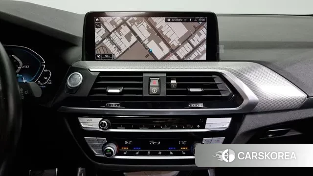 BMW X3 (G01) 2021 Белый из Кореи, фото 5