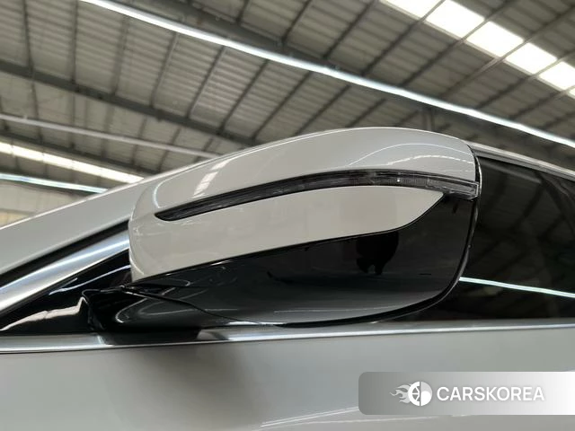 BMW 5 series PHEV 2021 Белый из Китая, фото 5