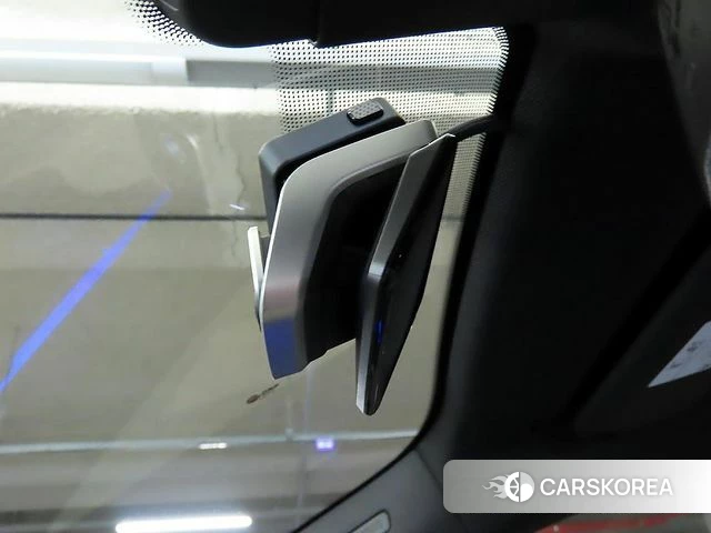 BMW 5 Series (G60) 2025 Белый из Кореи, фото 5