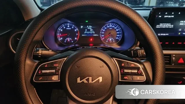 Kia The New K3 2nd generation 2021 Белый из Кореи, фото 5