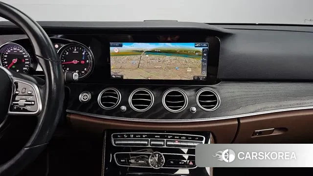 Mercedes-Benz E-Class W213 2020 Белый из Кореи, фото 5