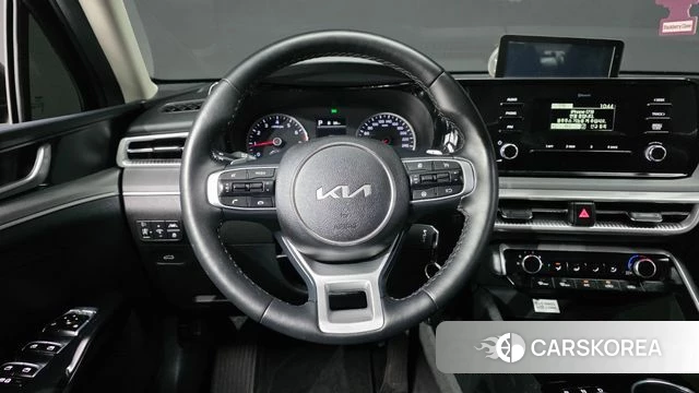 Kia K5 3rd generation 2023 Черный из Кореи, фото 5