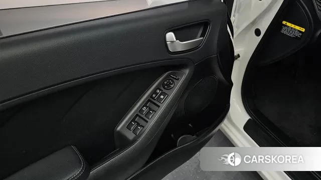 Kia The New K3 2018 Белый из Кореи, фото 5