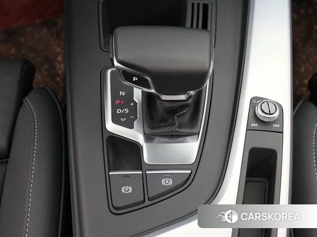 Audi A4L 2023 Белый из Китая, фото 5