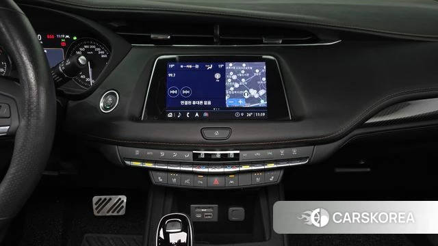 Cadillac XT4 2023 Белый из Кореи, фото 5