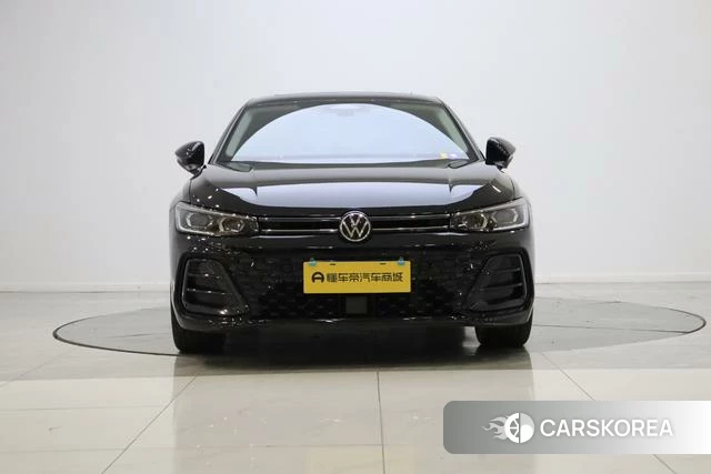 Volkswagen Passat 2024 Черный из Китая, фото 5