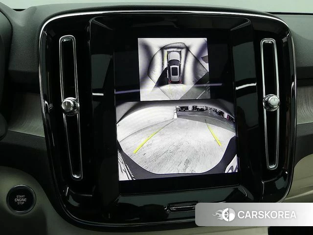 Volvo XC40 2024 Белый из Кореи, фото 5