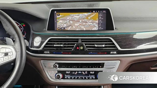 BMW 7 Series (G11) 2020 Белый из Кореи, фото 5