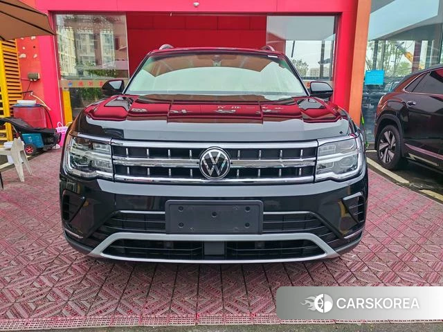Volkswagen Tourang 2022 Черный из Китая, фото 5