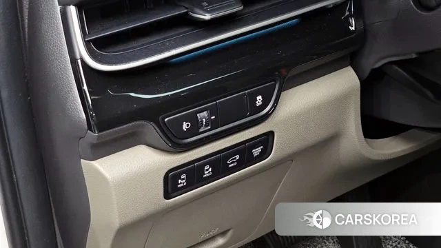 Kia The New Carnival 4th Generation 2025 Белый из Кореи, фото 5