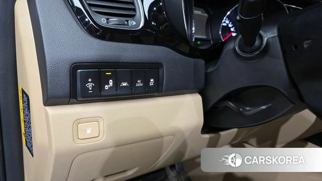 Kia The New Carnival 2018 Черный из Кореи, фото 5