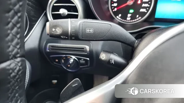 Mercedes-Benz C-Class W205 2019 Белый из Кореи, фото 5