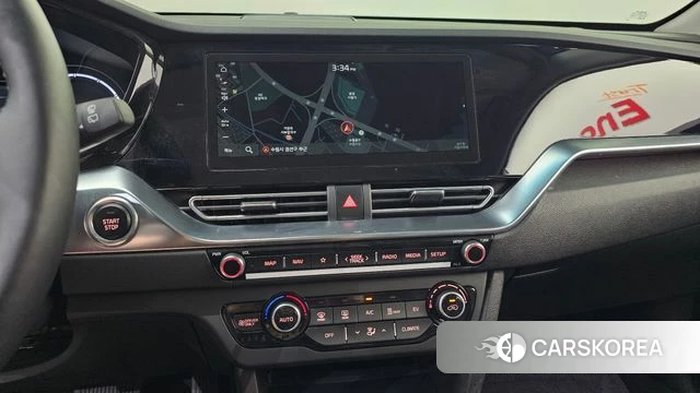 Kia Niro Plus 2022 Серебряный из Кореи, фото 5