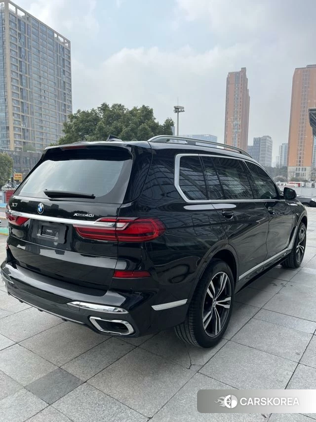 BMW X7 2021 Черный из Китая, фото 5
