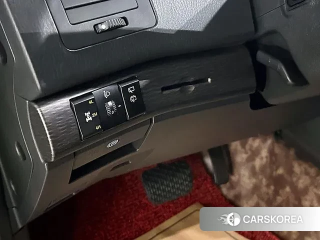 Ssangyong Korando Turismo 2019 Белый из Кореи, фото 5