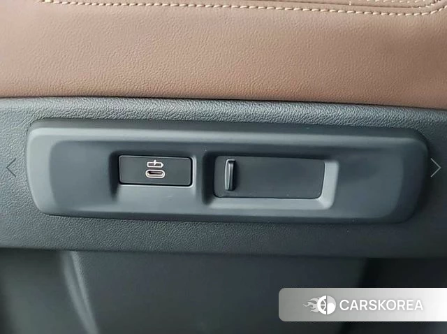 BMW X5 (G05) 2022 Серебристо-серый из Кореи, фото 5