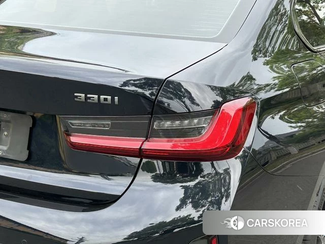 BMW 3 series 2023 Черный из Китая, фото 5
