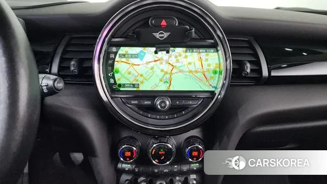 Mini Cooper 2018 Песочный из Кореи, фото 5