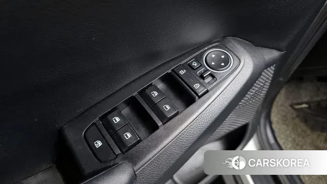 Kia Seltos 2022 Белый из Кореи, фото 5