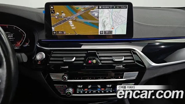 BMW 5 Series (G30) 2021 Черный из Кореи, фото 5