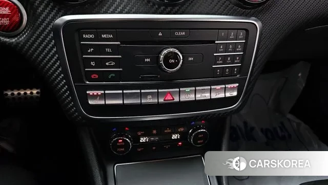Mercedes-Benz A-Class W176 2018 Белый из Кореи, фото 5