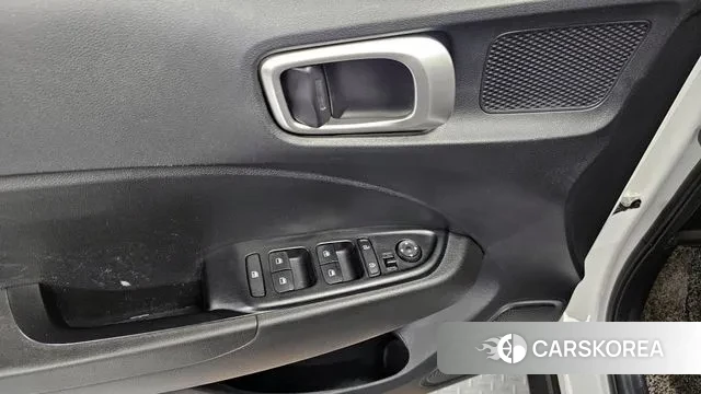 Hyundai Venue 2020 Белый из Кореи, фото 5