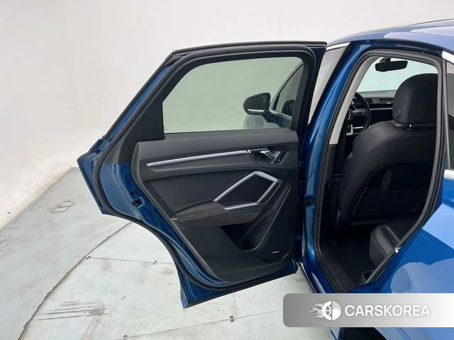 Audi Q3 Sportback 2021 Синий из Китая, фото 5