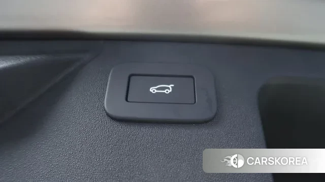 Land Rover Discovery Sports 2nd Generation 2025 Песочный из Кореи, фото 5